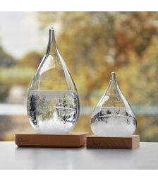 Storm Glass Drop Large – Μεγάλο Διακοσμητικό Βαρόμετρο σε Σχήμα Σταγόνας με Ξύλινη Βάση (22 cm)