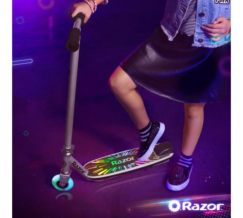 Razor Παιδικό Ηλεκτρικό Πατίνι Color Rave με μέγιστη ταχύτητα 12 km/h κατάλληλο για παιδιά 8 ετών και άνω σε χρώμα Silver